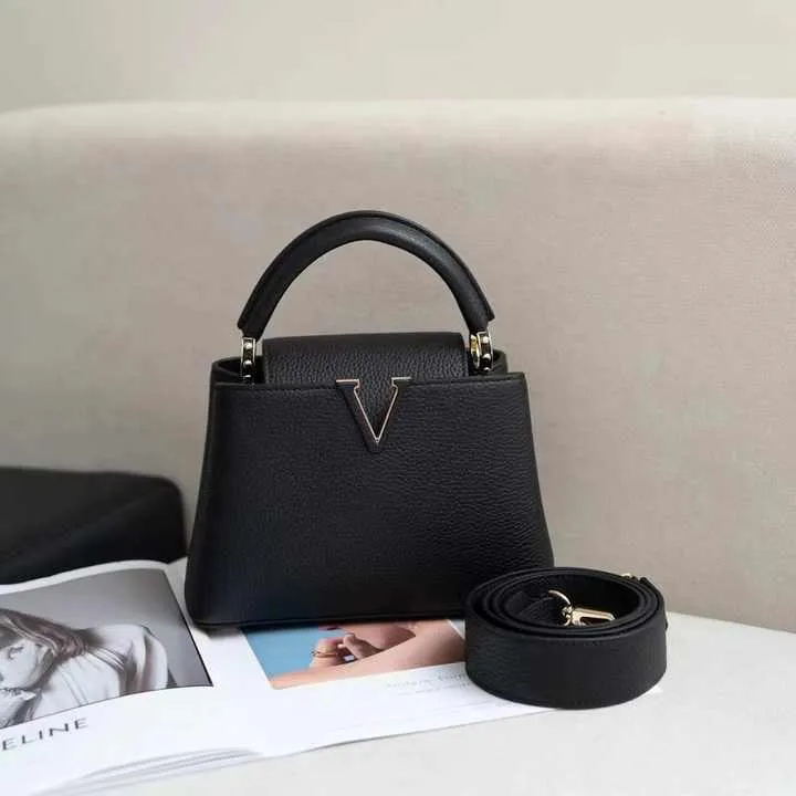 حقيبة يد جلدية فاخرة للسيدات   Crossbody Bags for Women Wholesale