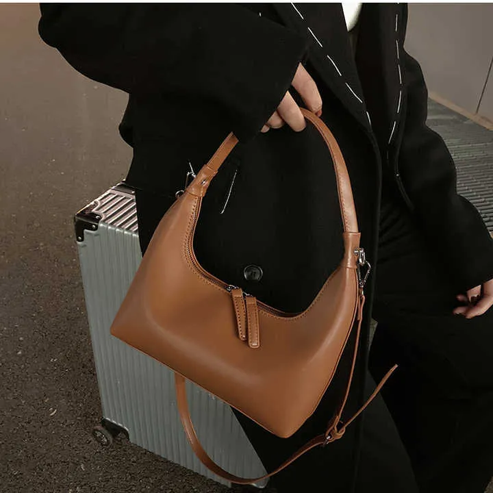 حقائب نسائية عصرية فاخرة من الجلد - Fashion Luxury Women's Shiny Leather