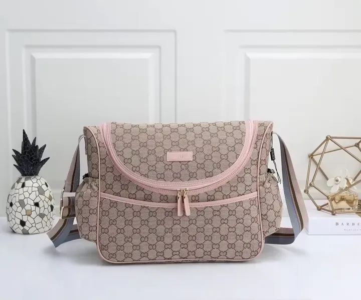 حقيبة الأم ,Mother's bag