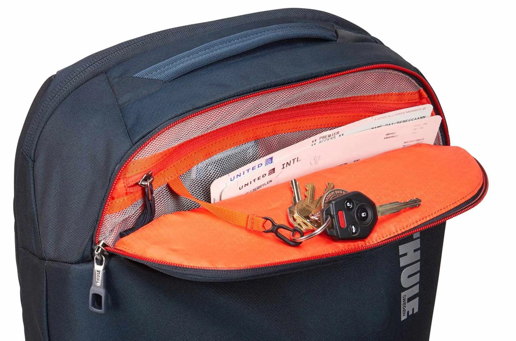 Thule Subterra Convertible Duffel Carry-on 40L | Mineral